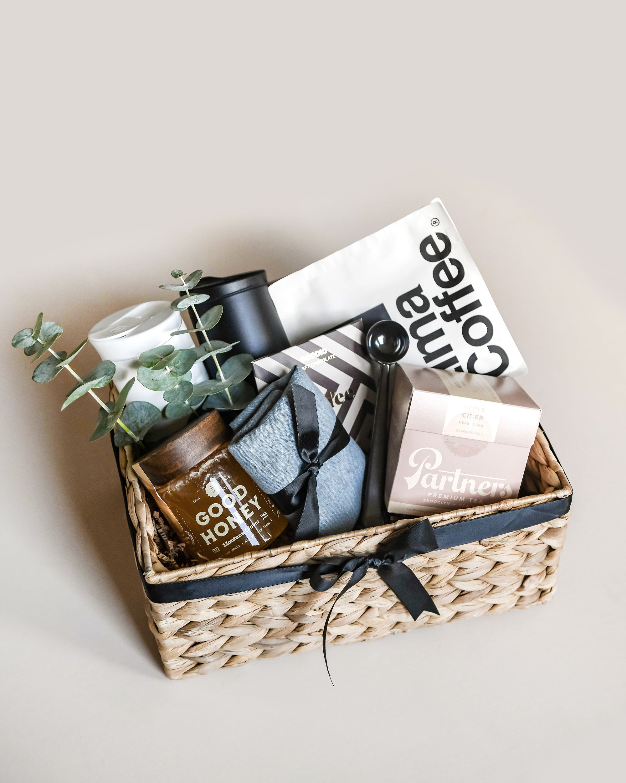 Coffee and Tea Basket