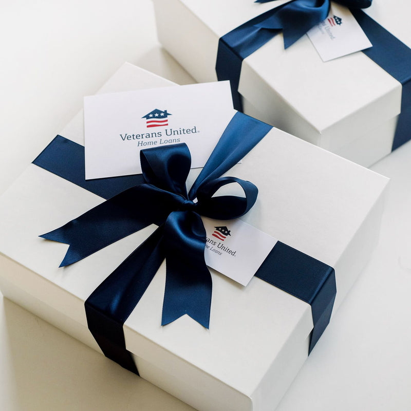 6x6 Gift Box and Packaging